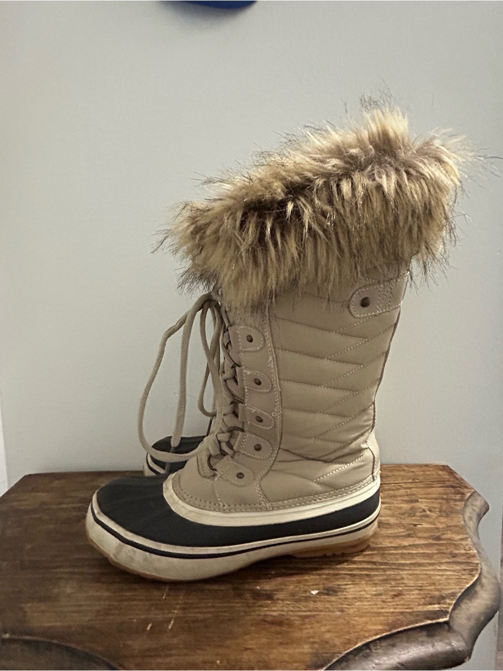 Falls Creek Women's Beige and Black Faux-Fur Trim Lace-Up Winter Boot